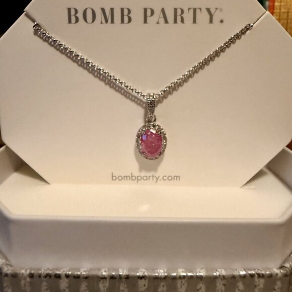 Bomb Party Necklace RBP 4672 The Sterling Club - Picture 3 of 3